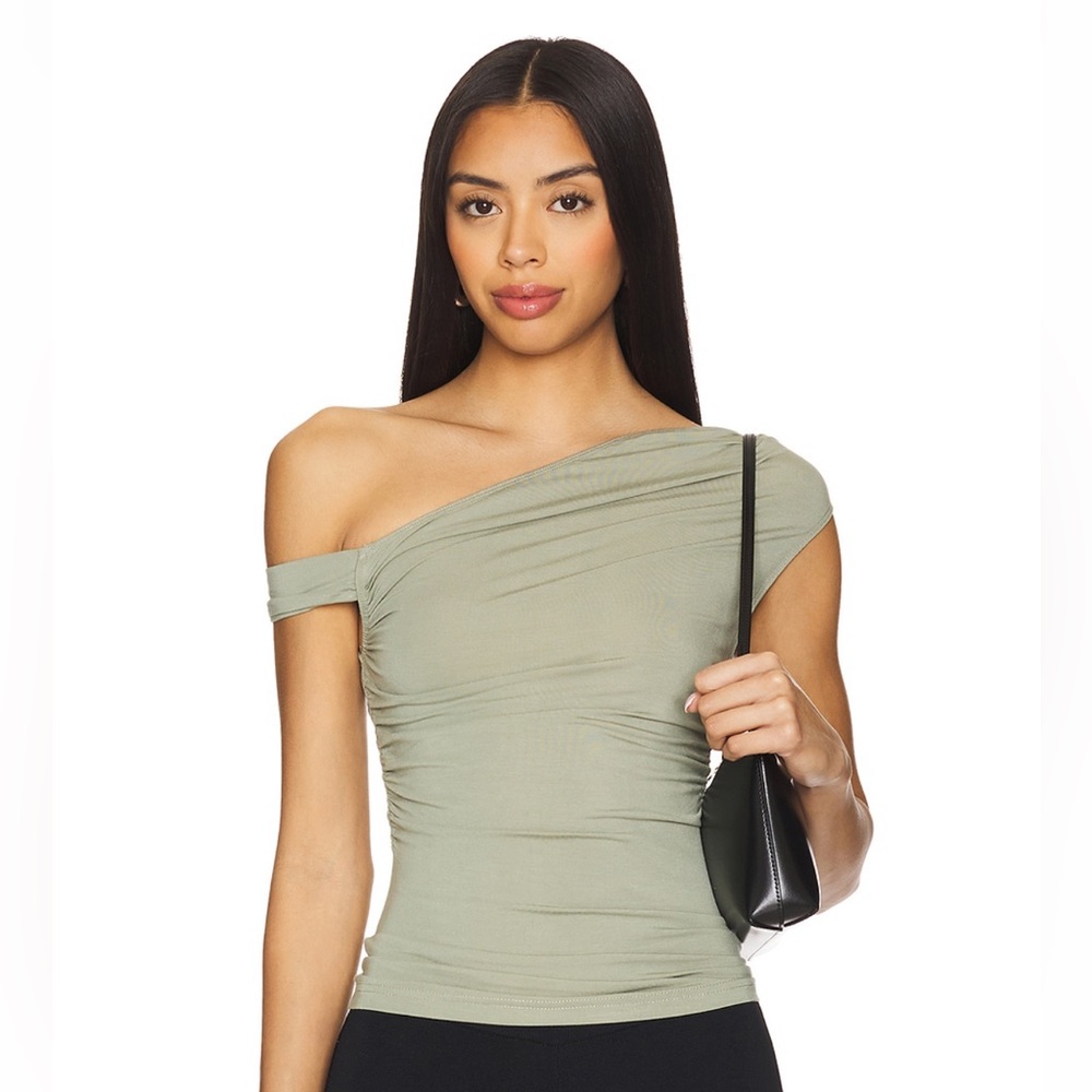 NWOT superdown moxie top in sage